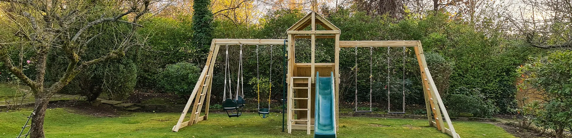 Climbing frames for your garden slider image